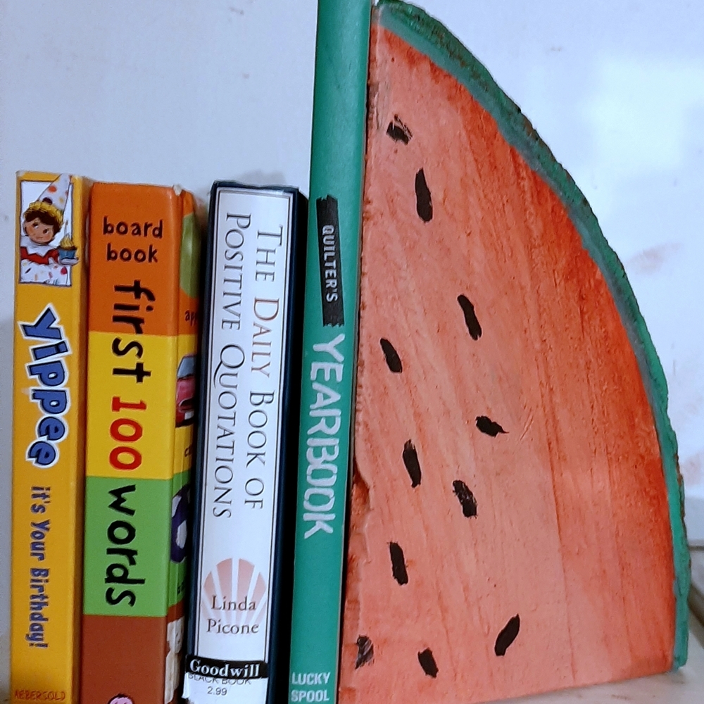 Natural Pine 'Watermelon Wedge'